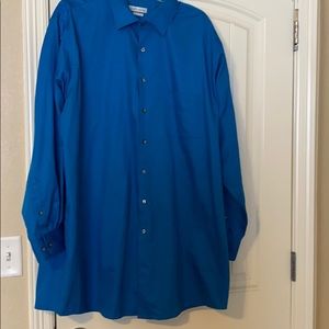 Men’s dress shirt